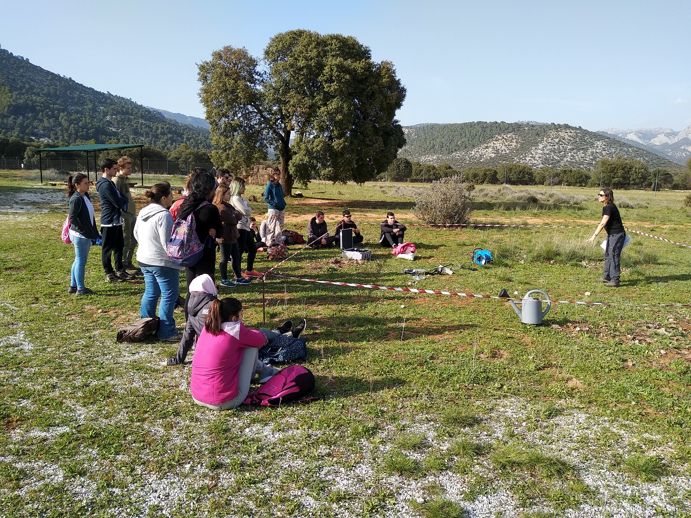 Alumnos participando en prácticas de campo del Departamento de Ecología